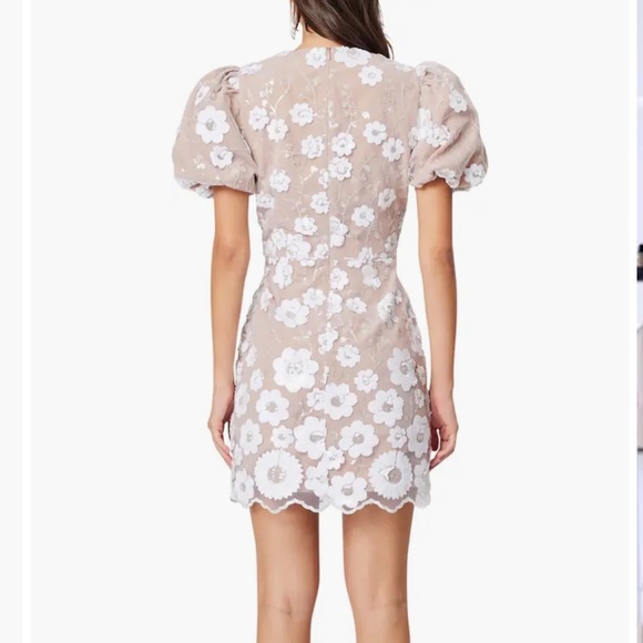 Elliatt Elodie Floral Appliqué Mini Dress - Picture 5 of 10